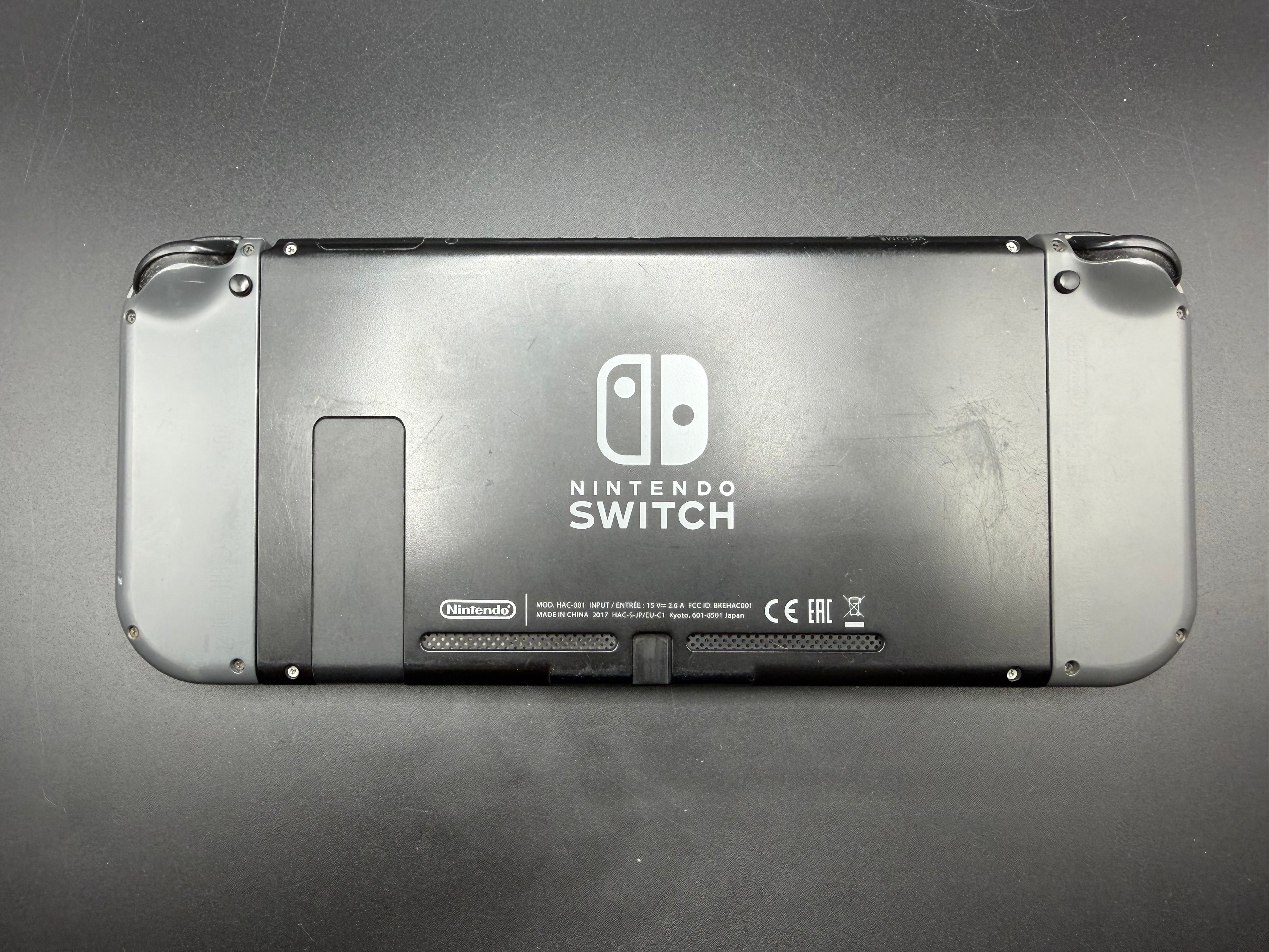 Nintendo Switch V1 – Komplett spelkonsol med tillbehör