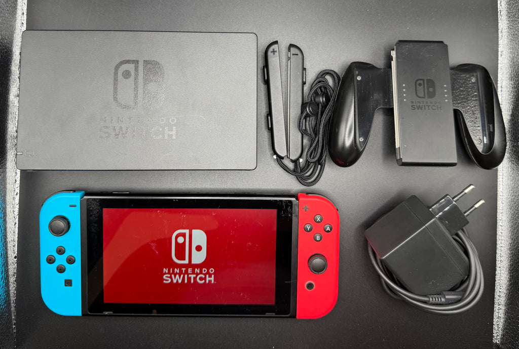 Nintendo Switch V2 – Komplett spelkonsol med tillbehör