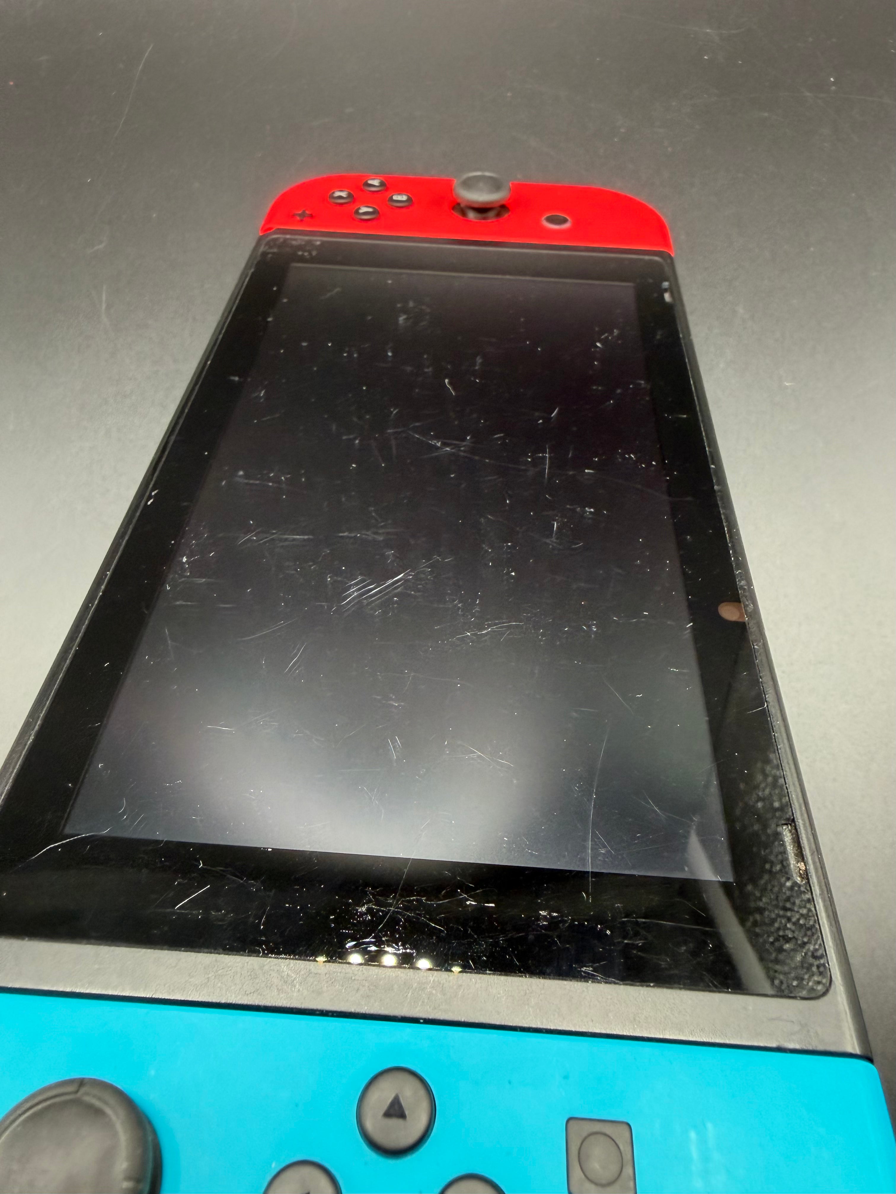 Nintendo Switch V2 – Komplett spelkonsol med tillbehör