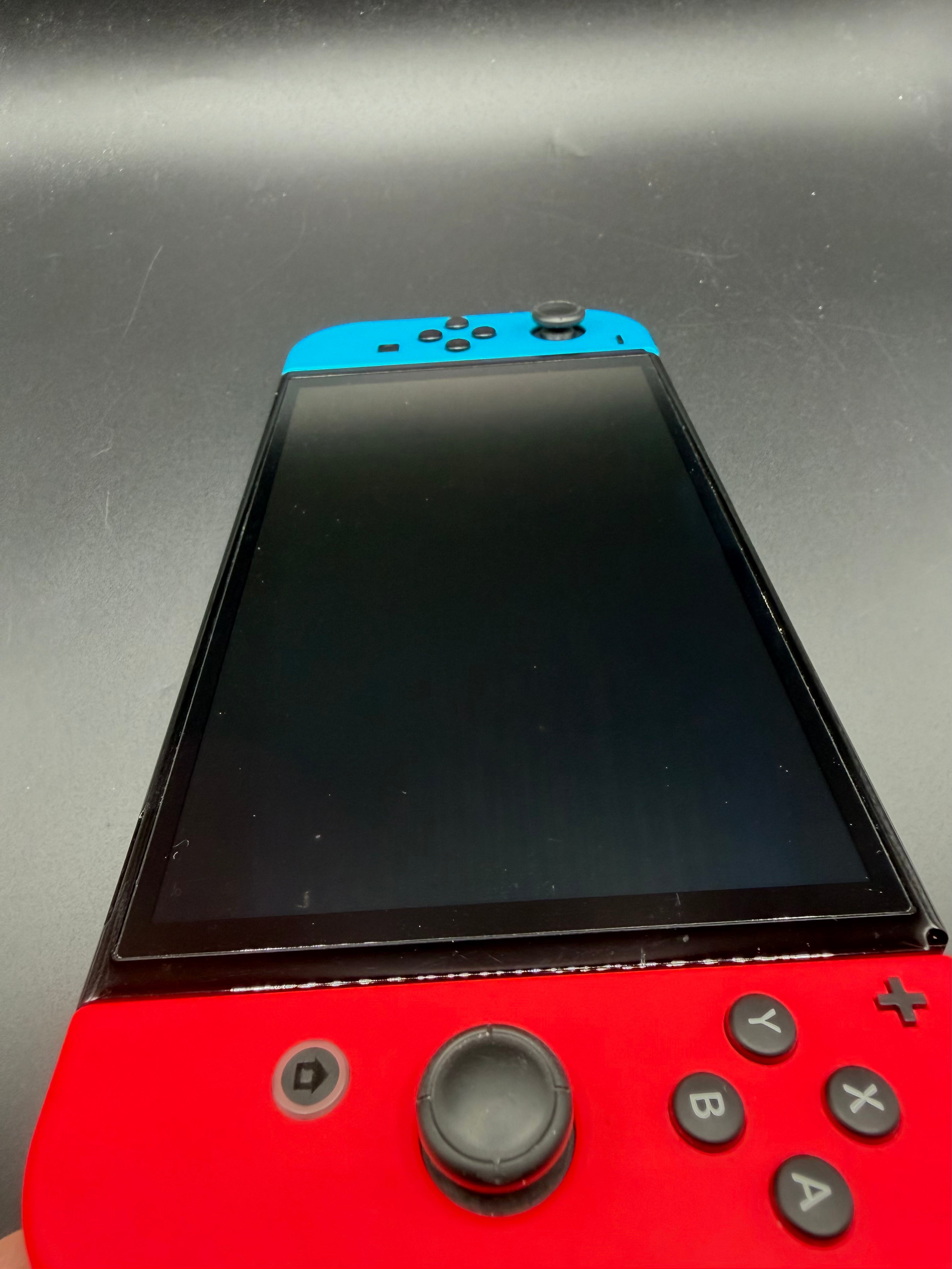 Nintendo Switch OLED – Röd/Blå - 7" Oled