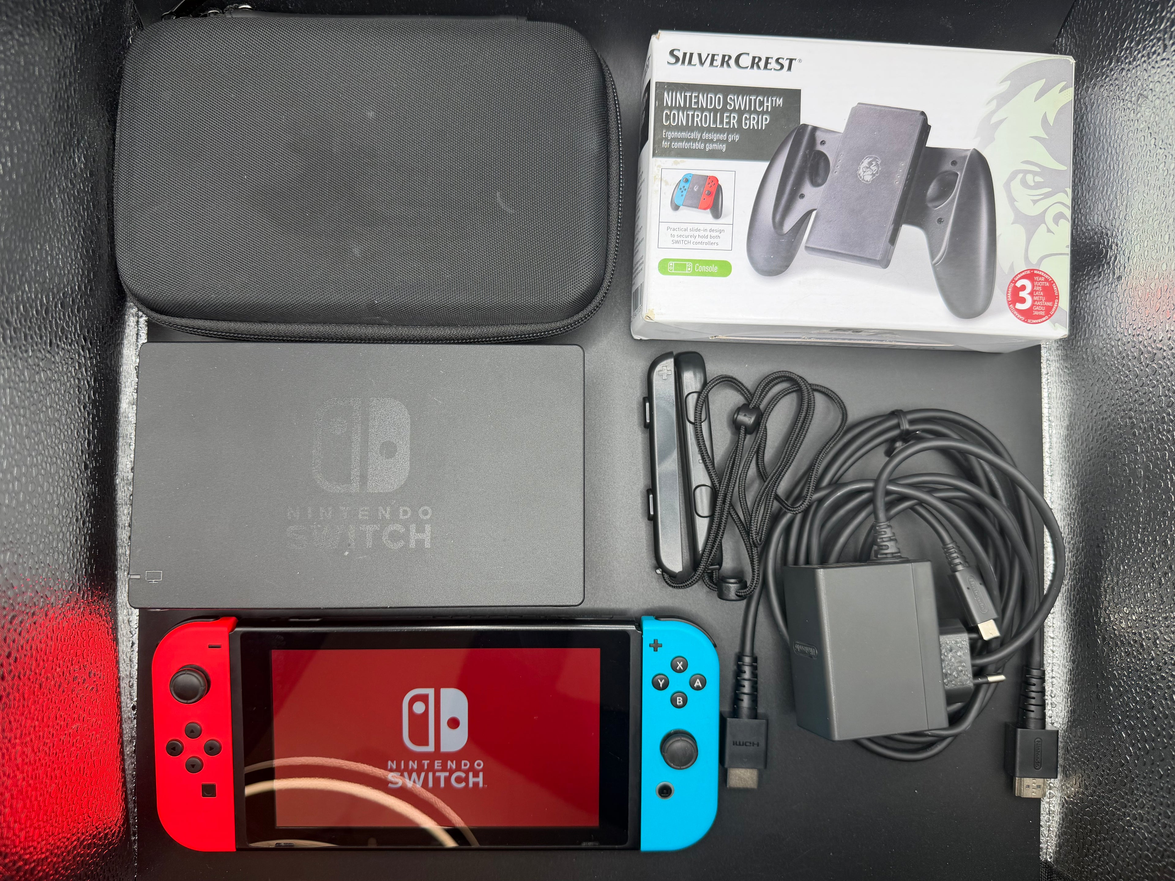 Nintendo Switch V1 – Komplett spelkonsol med tillbehör