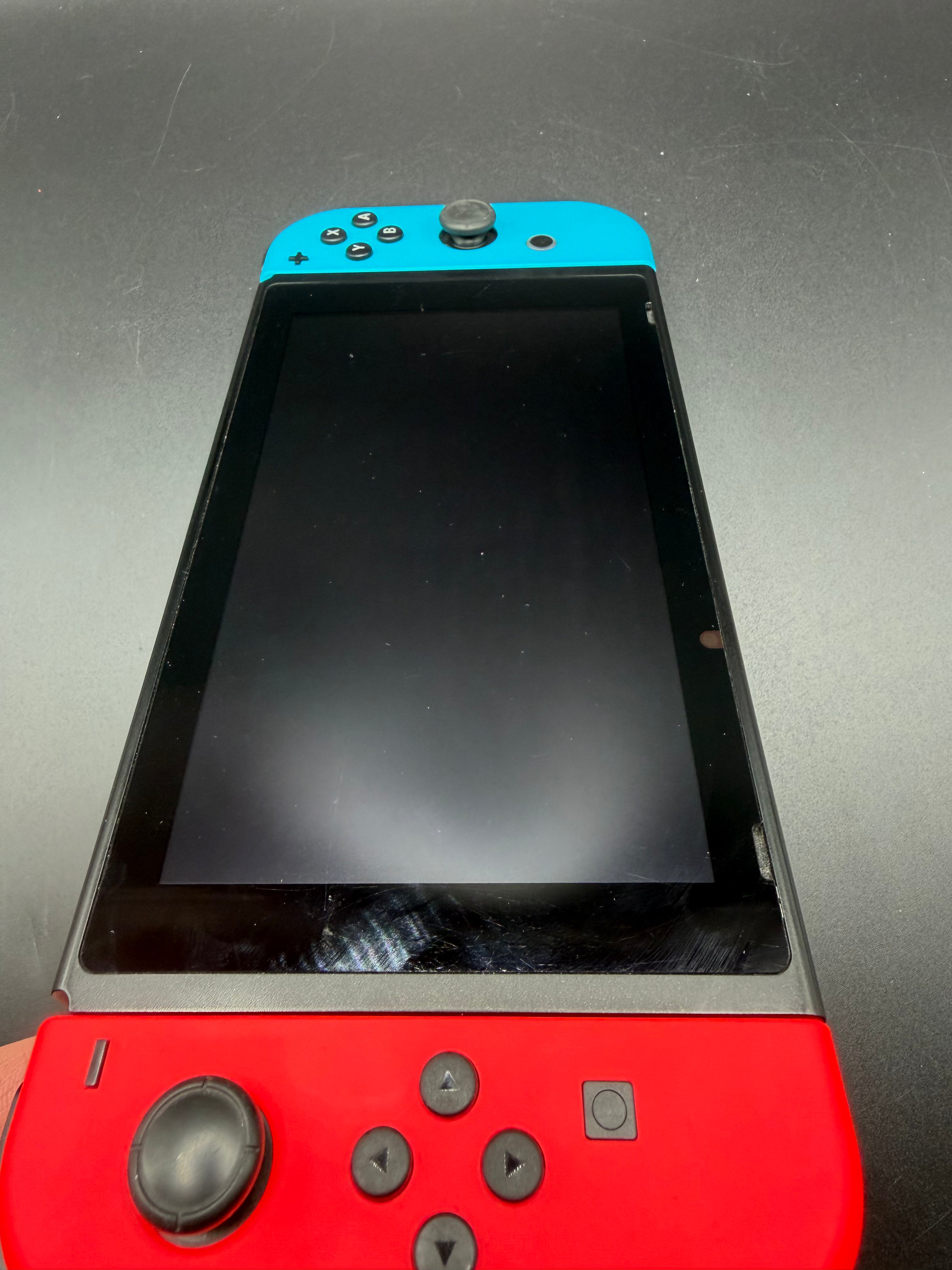 Nintendo Switch V1 – Komplett spelkonsol med tillbehör