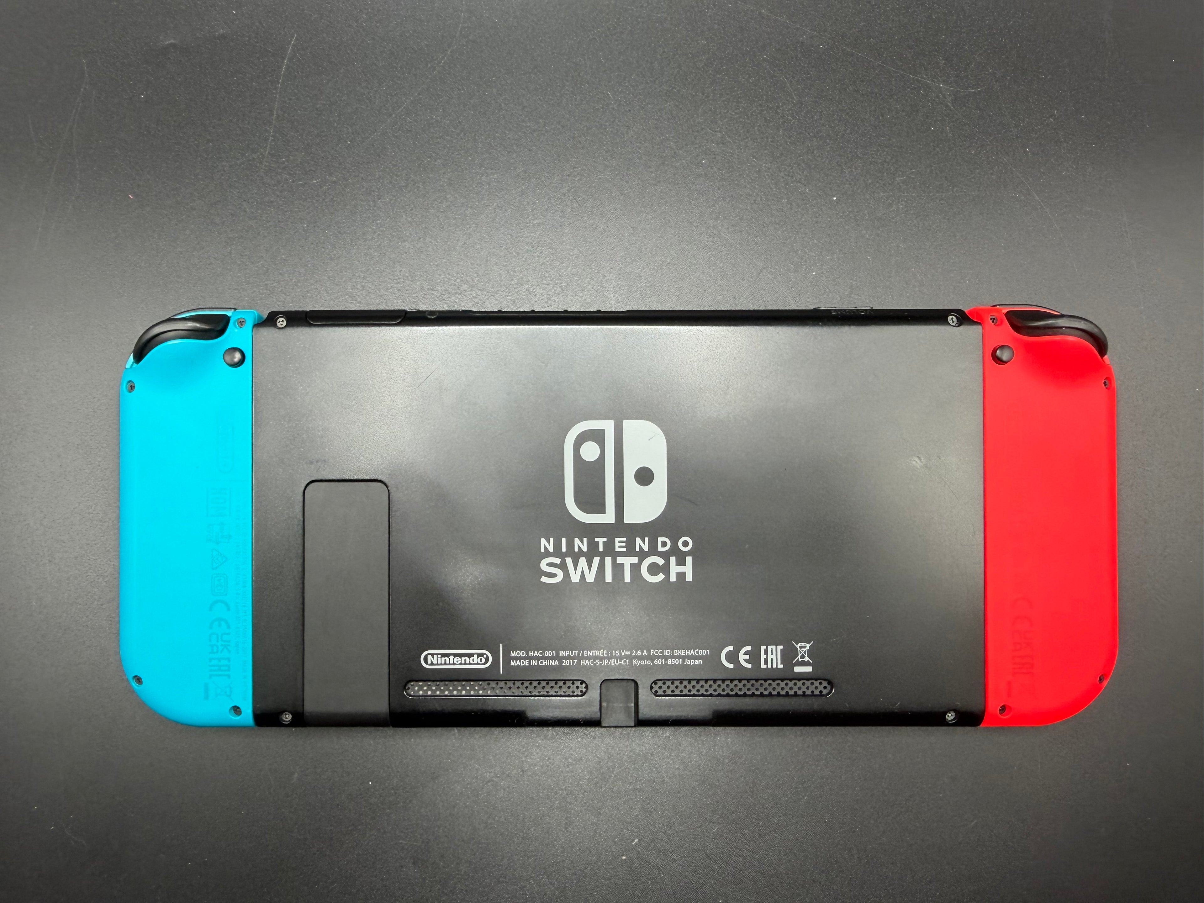 Nintendo Switch V1 – Komplett spelkonsol med tillbehör